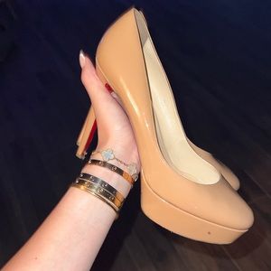 Christian Louboutin, nude heels